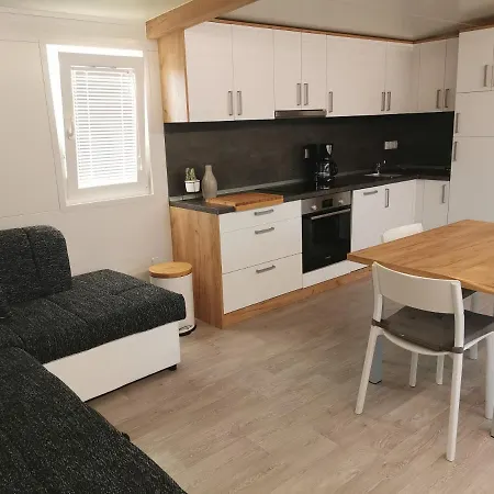 Camp Port Pakoštane