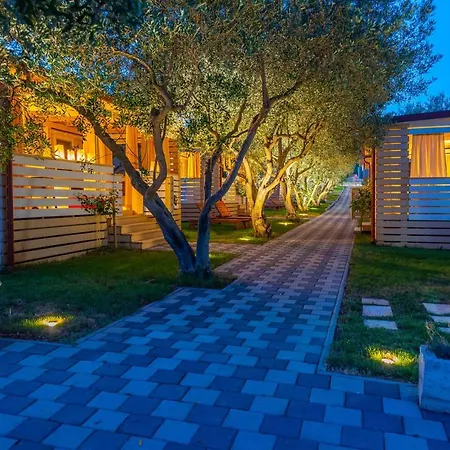 مكان تخييم Camp Port 4*