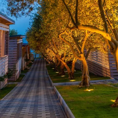 مكان تخييم Camp Port 4*