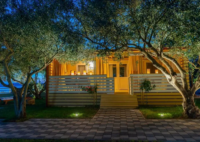 Camp Port 4* Pakoštane