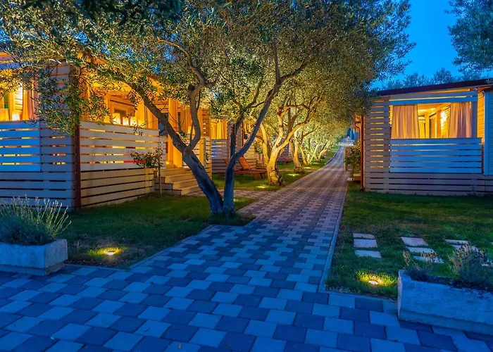 Кемпинг Camp Port 4*