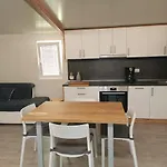 Camp Port 4*