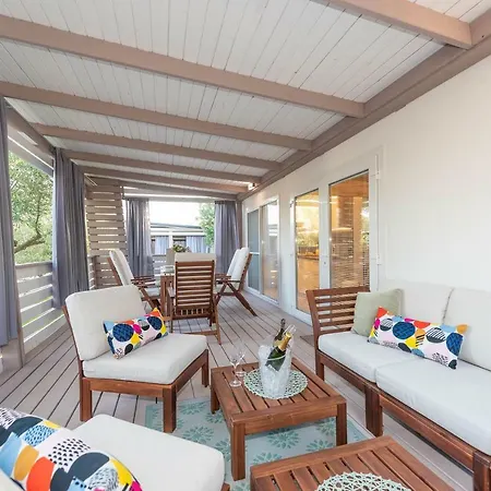 Camp Port Campsite Pakostane