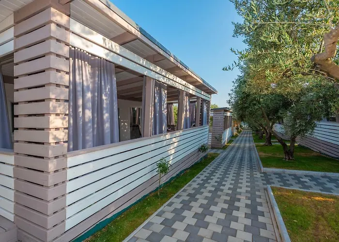 Κάμπινγκ Camp Port 4*